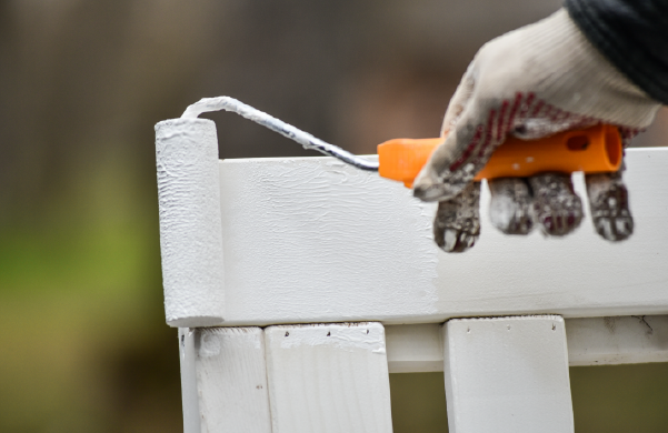 Paint Solutions: A Spring Exterior Makeover – What Should You Repair Before Repainting? 7 Paint Solutions: A Spring Exterior Makeover – What Should You Repair Before Repainting? 7